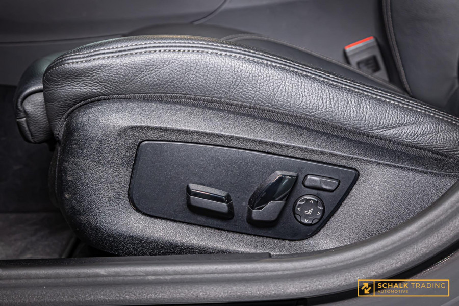 BMW 5 Serie 530e High Executive|Cam|E-stoel|Dealer ond|Garan