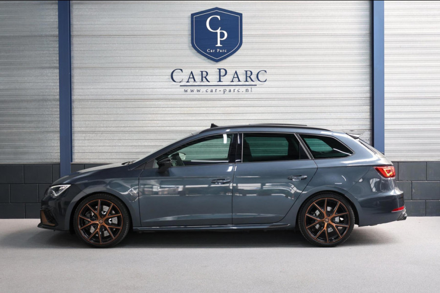 Seat Leon 2.0 TSI CUPRA R 300+PK LED/CARBON/VIRTUAL/SFEER/PANO/ALCANTARA+S.VERWARMING/19" LMV/CAM/ACC/ECC/12 MND GARANTIE!