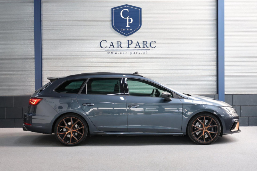 Seat Leon 2.0 TSI CUPRA R 300+PK LED/CARBON/VIRTUAL/SFEER/PANO/ALCANTARA+S.VERWARMING/19" LMV/CAM/ACC/ECC/12 MND GARANTIE!