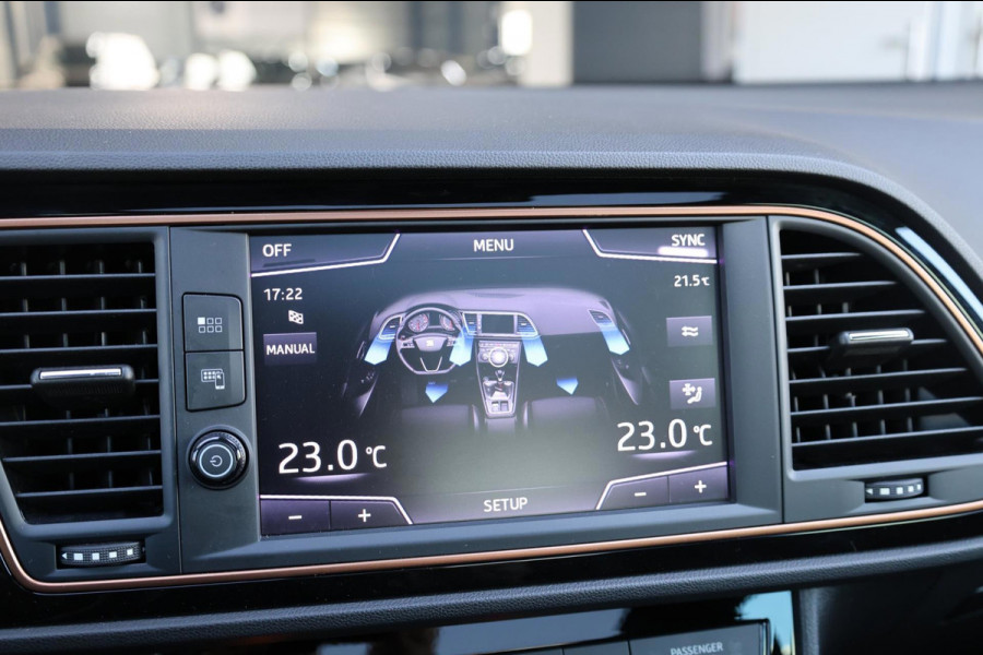 Seat Leon 2.0 TSI CUPRA R 300+PK LED/CARBON/VIRTUAL/SFEER/PANO/ALCANTARA+S.VERWARMING/19" LMV/CAM/ACC/ECC/12 MND GARANTIE!