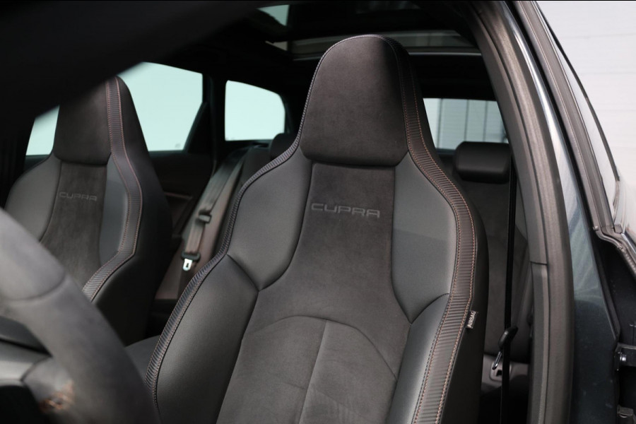 Seat Leon 2.0 TSI CUPRA R 300+PK LED/CARBON/VIRTUAL/SFEER/PANO/ALCANTARA+S.VERWARMING/19" LMV/CAM/ACC/ECC/12 MND GARANTIE!