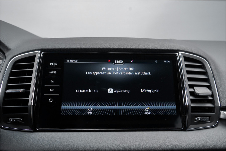 Škoda Karoq 1.5 TSI Style Business Leder Camera Trekhaak 1e Eig