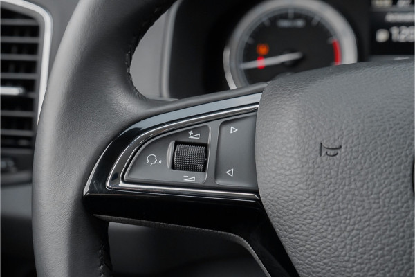 Škoda Karoq 1.5 TSI Style Business Leder Camera Trekhaak 1e Eig