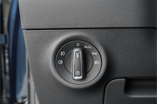 Škoda Karoq 1.5 TSI Style Business Leder Camera Trekhaak 1e Eig