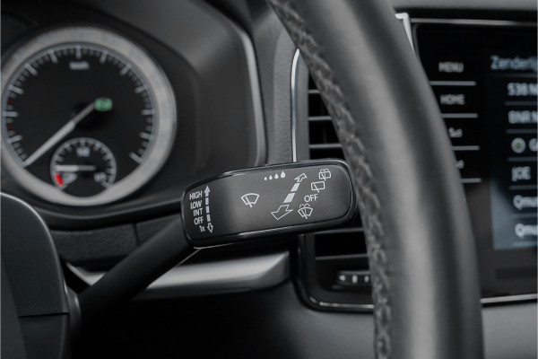 Škoda Karoq 1.5 TSI Style Business Leder Camera Trekhaak 1e Eig