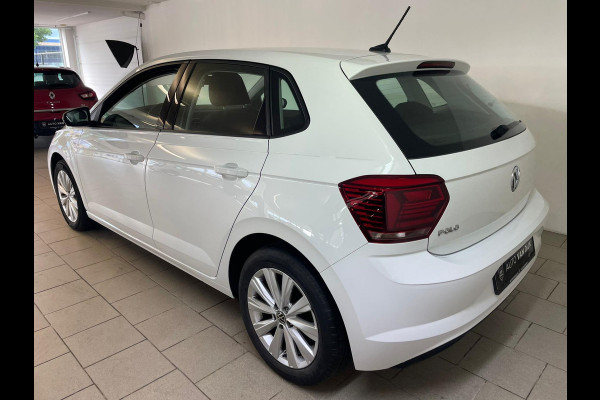Volkswagen Polo 1.0 TSI Comfortline 95PK AIRCO NAVI CRUISE APPLE CARPLAY 16 INCH VELG LED MULTI STUUR PRIVACY GLAS ZEER NETTE AUTO