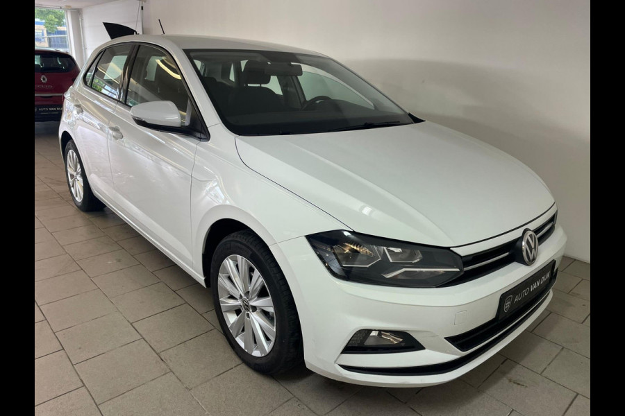 Volkswagen Polo 1.0 TSI Comfortline 95PK AIRCO NAVI CRUISE APPLE CARPLAY 16 INCH VELG LED MULTI STUUR PRIVACY GLAS ZEER NETTE AUTO