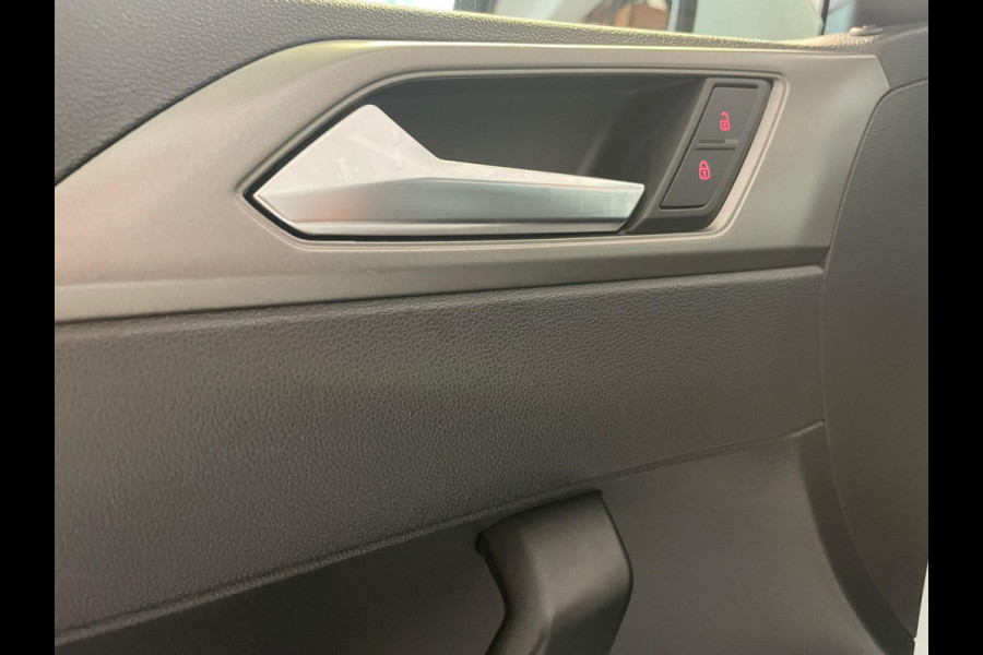Volkswagen Polo 1.0 TSI Comfortline 95PK AIRCO NAVI CRUISE APPLE CARPLAY 16 INCH VELG LED MULTI STUUR PRIVACY GLAS ZEER NETTE AUTO