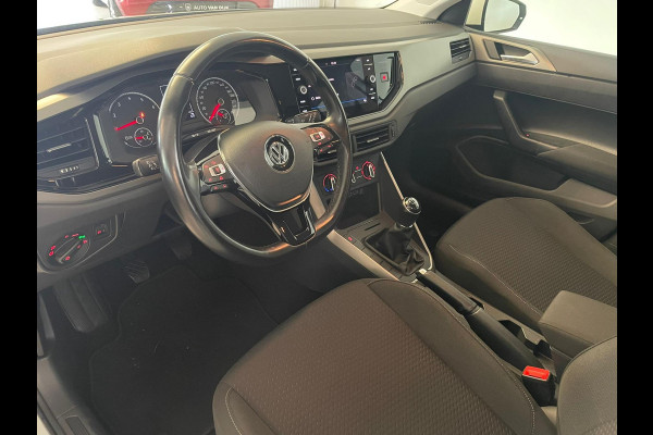 Volkswagen Polo 1.0 TSI Comfortline 95PK AIRCO NAVI CRUISE APPLE CARPLAY 16 INCH VELG LED MULTI STUUR PRIVACY GLAS ZEER NETTE AUTO