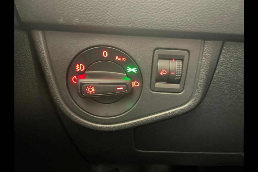 Volkswagen Polo 1.0 TSI Comfortline 95PK AIRCO NAVI CRUISE APPLE CARPLAY 16 INCH VELG LED MULTI STUUR PRIVACY GLAS ZEER NETTE AUTO