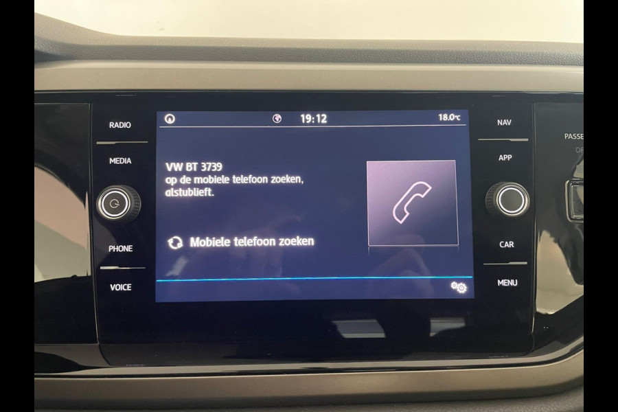 Volkswagen Polo 1.0 TSI Comfortline 95PK AIRCO NAVI CRUISE APPLE CARPLAY 16 INCH VELG LED MULTI STUUR PRIVACY GLAS ZEER NETTE AUTO