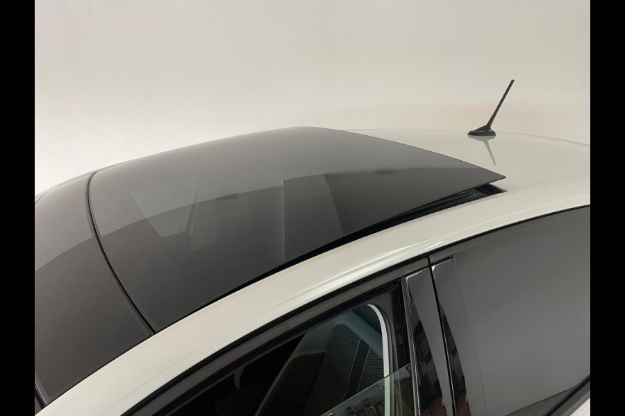 Volkswagen Polo 1.0 TSI Highline 95PK AIRCO CLIMA NAVI CRUISE PANO DAK ZWARTE 17 INCH VELG CARPLAYLUETOOTH PRIVACYGLAS NIEUWSTAAT