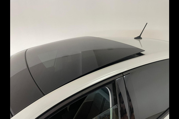 Volkswagen Polo 1.0 TSI Highline 95PK AIRCO CLIMA NAVI CRUISE PANO DAK ZWARTE 17 INCH VELG CARPLAYLUETOOTH PRIVACYGLAS NIEUWSTAAT