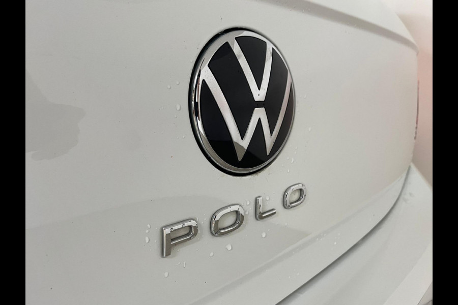 Volkswagen Polo 1.0 TSI Highline 95PK AIRCO CLIMA NAVI CRUISE PANO DAK ZWARTE 17 INCH VELG CARPLAYLUETOOTH PRIVACYGLAS NIEUWSTAAT