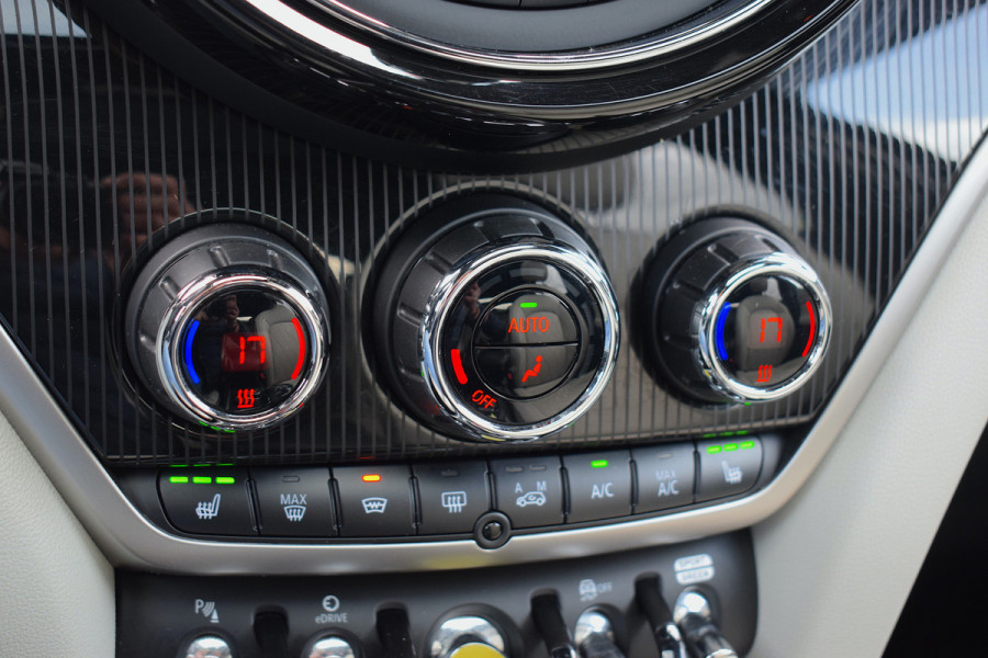 MINI Countryman 2.0 Cooper S E ALL4 YOURS | Vol! | HUD | Pano | Camera | CarPlay