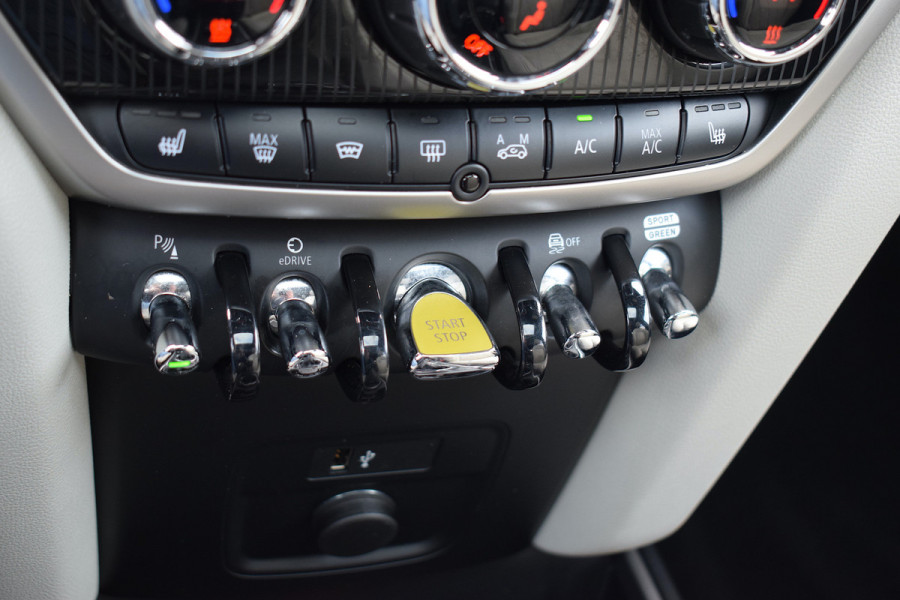 MINI Countryman 2.0 Cooper S E ALL4 YOURS | Vol! | HUD | Pano | Camera | CarPlay