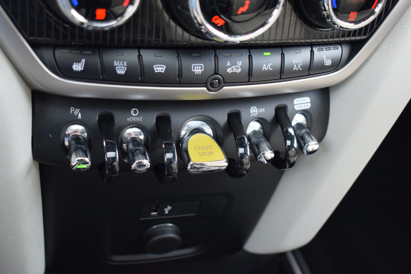 MINI Countryman 2.0 Cooper S E ALL4 YOURS | Vol! | HUD | Pano | Camera | CarPlay