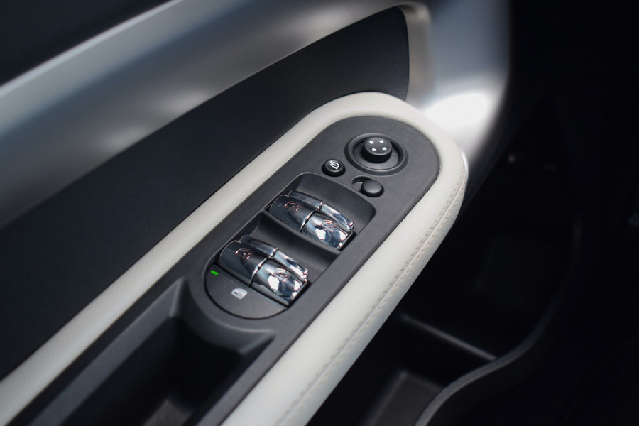 MINI Countryman 2.0 Cooper S E ALL4 YOURS | Vol! | HUD | Pano | Camera | CarPlay