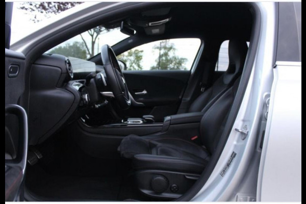 Mercedes-Benz A-Klasse 200 AMG/SPORTSEATS/PANO/SFEER/LEDER/PDC