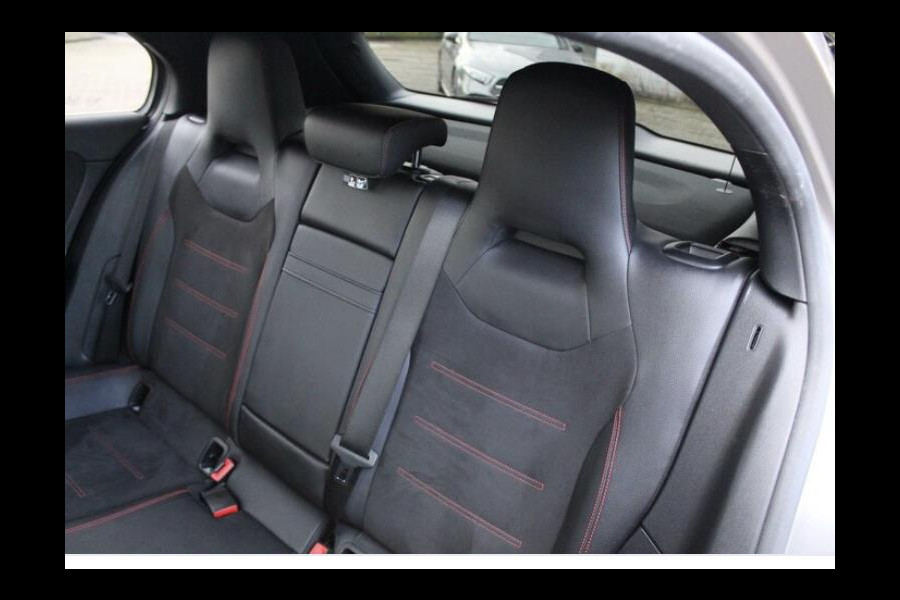 Mercedes-Benz A-Klasse 200 AMG/SPORTSEATS/PANO/SFEER/LEDER/PDC