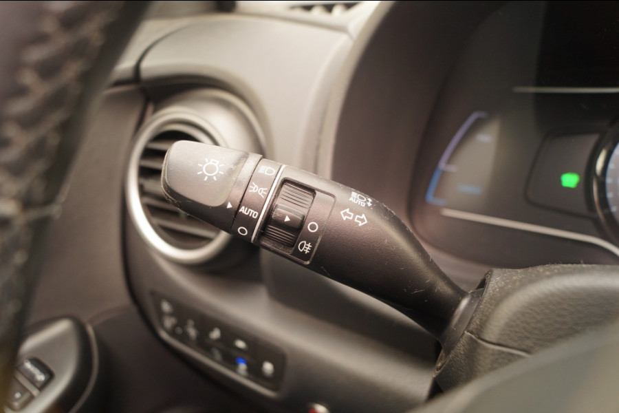 Hyundai Kona EV Premium 64kWh -LEER-ECC-S.DAK-TREKHAAK-