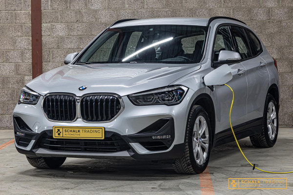 BMW X1 XDrive25e Executive|Trekhaak|LED|Dealer ond|Garantie