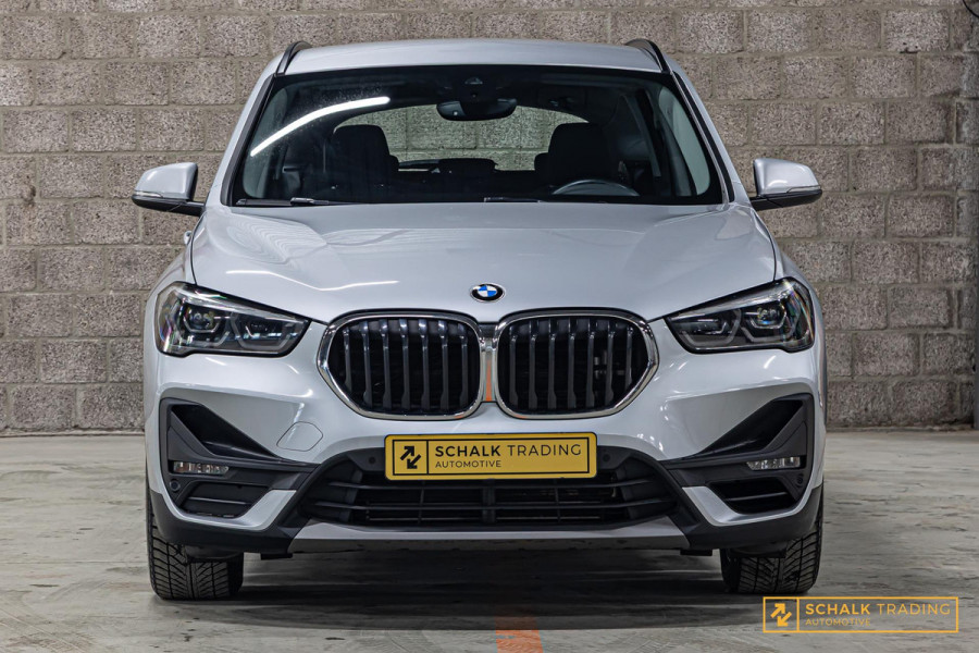 BMW X1 XDrive25e Executive|Trekhaak|LED|Dealer ond|Garantie