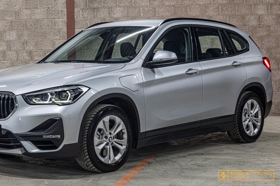 BMW X1 XDrive25e Executive|Trekhaak|LED|Dealer ond|Garantie