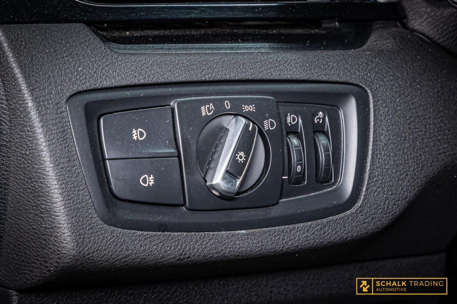 BMW X1 XDrive25e Executive|Trekhaak|LED|Dealer ond|Garantie