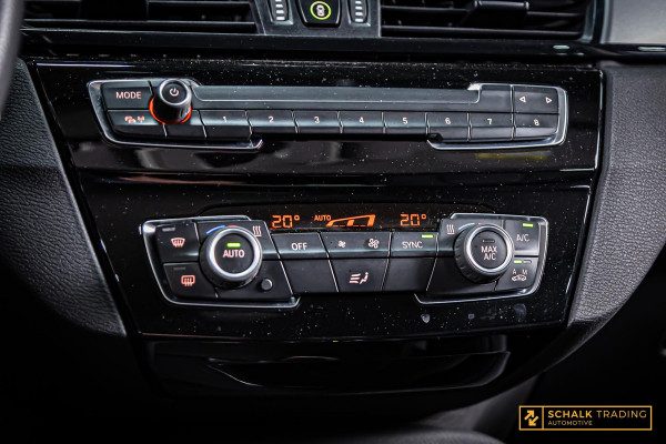 BMW X1 XDrive25e Executive|Trekhaak|LED|Dealer ond|Garantie