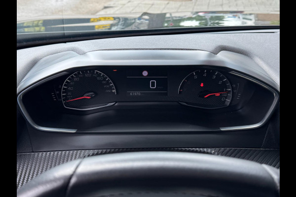 Peugeot 2008 1.2 PureTech STYLE Pack - Navigatie I Airco I PDC I Comfort pakket I Trekhaak
