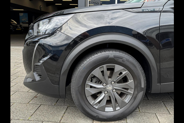 Peugeot 2008 1.2 PureTech STYLE Pack - Navigatie I Airco I PDC I Comfort pakket I Trekhaak
