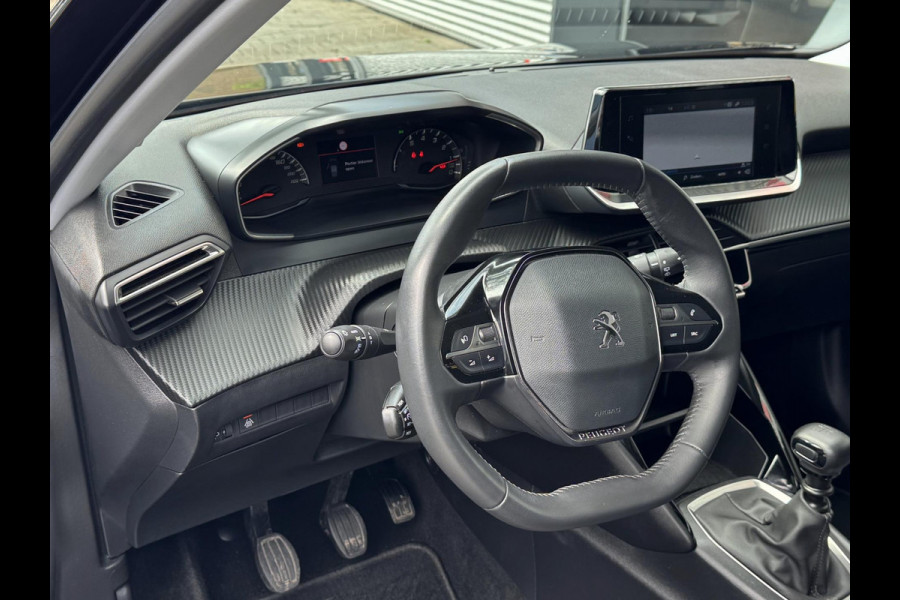 Peugeot 2008 1.2 PureTech STYLE Pack - Navigatie I Airco I PDC I Comfort pakket I Trekhaak