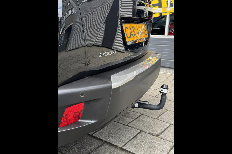 Peugeot 2008 1.2 PureTech STYLE Pack - Navigatie I Airco I PDC I Comfort pakket I Trekhaak