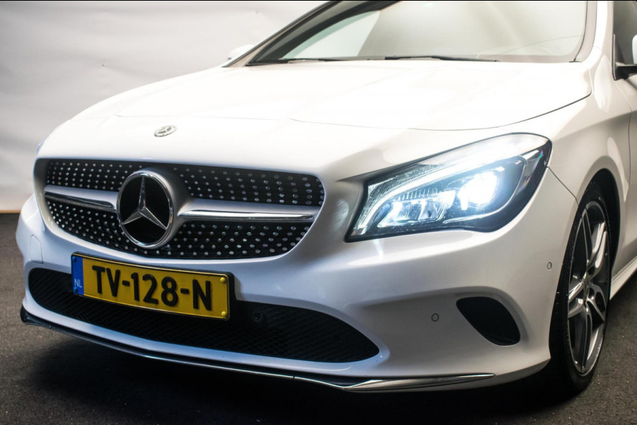 Mercedes-Benz CLA-Klasse Shooting Brake 180 D AMG Line Upgrade Edition Automaat ORG NL [ LED Diamond Grill Camera Stoelverwarming]
