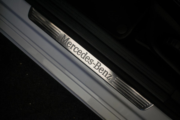 Mercedes-Benz CLA-Klasse Shooting Brake 180 D AMG Line Upgrade Edition Automaat ORG NL [ LED Diamond Grill Camera Stoelverwarming]