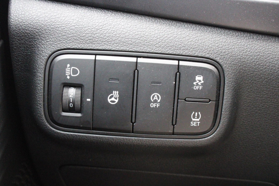 Hyundai Bayon 1.0 T-GDI 100PK AUTOMAAT PREMIUM | ACHTERUITRIJ CAMERA | CLIMATE CONTROL | SFEER VERLICHTING | LED KOPLAMPEN | BOSE AUDIO | STOEL/STUUR VERWARMING | DODEHOEK DETECTIE | KEYLESS ENTRY/START | PARKEERSENSOREN VOOR EN ACHER | APPLE CARPLAY/ANDROID AUTO | DRAADLOZE TEEFOONLADER |