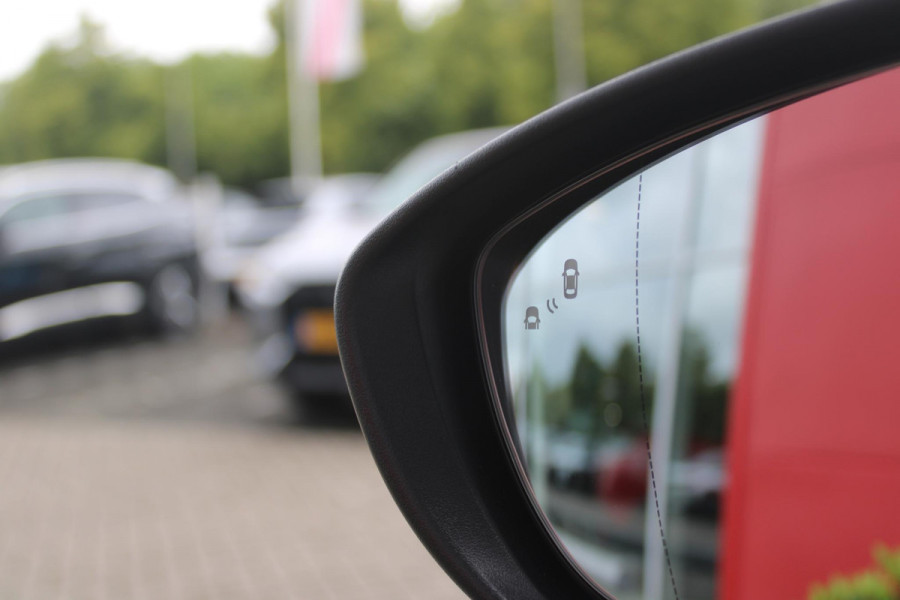 Hyundai Bayon 1.0 T-GDI 100PK AUTOMAAT PREMIUM | ACHTERUITRIJ CAMERA | CLIMATE CONTROL | SFEER VERLICHTING | LED KOPLAMPEN | BOSE AUDIO | STOEL/STUUR VERWARMING | DODEHOEK DETECTIE | KEYLESS ENTRY/START | PARKEERSENSOREN VOOR EN ACHER | APPLE CARPLAY/ANDROID AUTO | DRAADLOZE TEEFOONLADER |