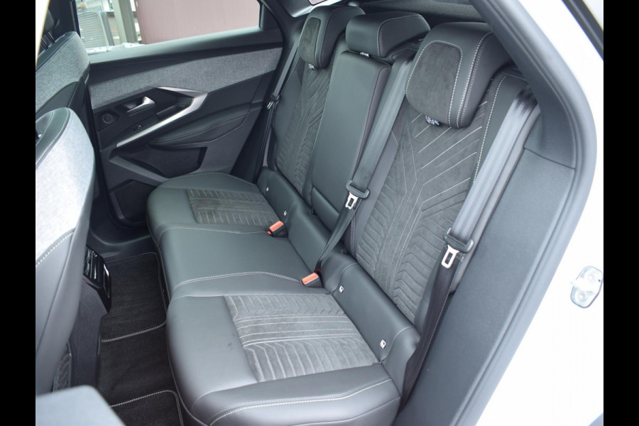 Peugeot 3008 1.6 plug-in Hybrid 195 GT ELEKTRISCHE STOEL- EN ACHTERKLEPBEDIENING | 360° CAMERA | NAVIGATIE & CARPLAY | E.C.C. |