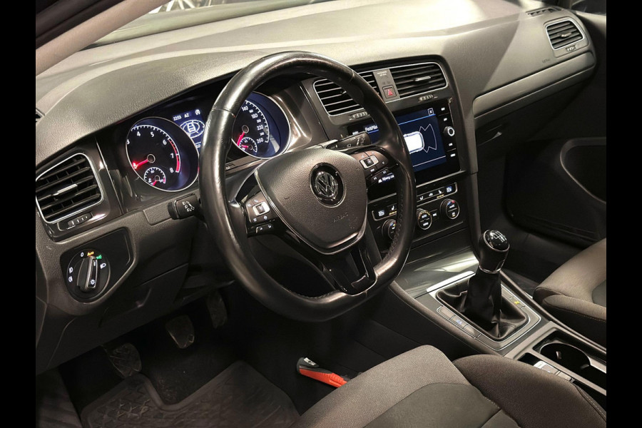 Volkswagen Golf 1.0 TSI Comfortline Business
