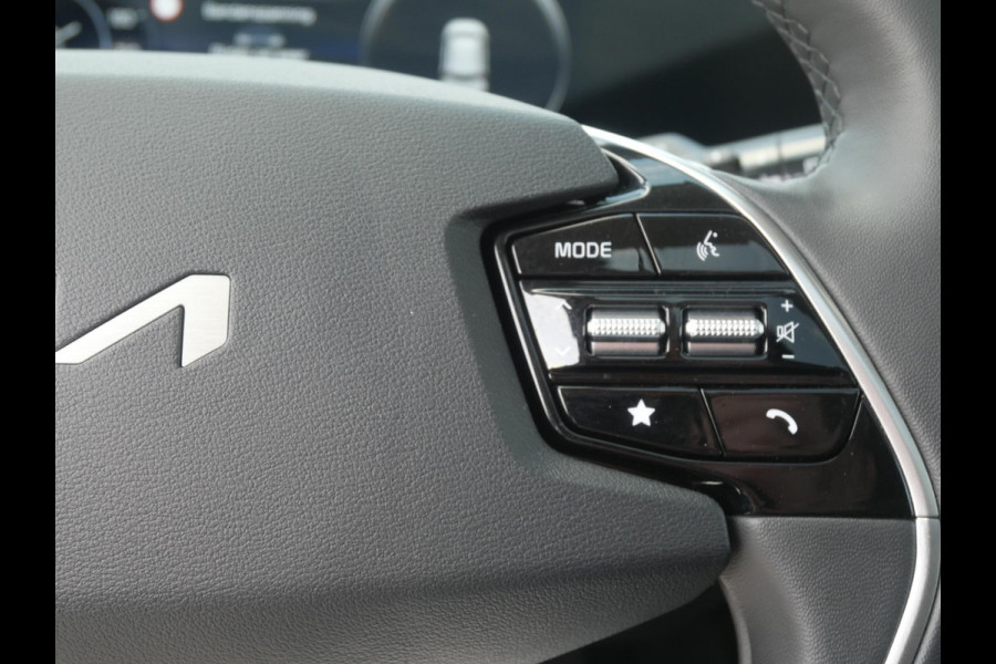 Kia Niro EV DynamicPlusLine 64.8 kWh Stoel stuur verwarming l Schuifkantel dak l Elektrische achterklep |