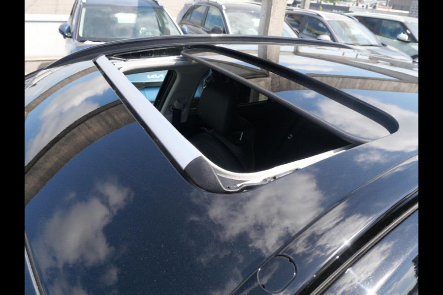 Kia Niro EV DynamicPlusLine 64.8 kWh Stoel stuur verwarming l Schuifkantel dak l Elektrische achterklep |
