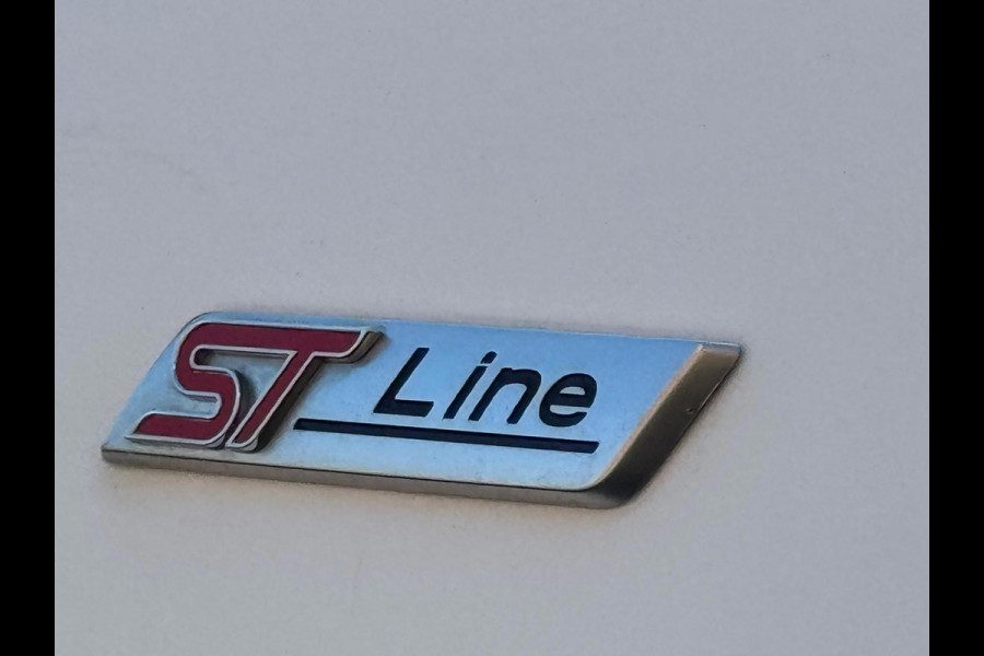 Ford FOCUS Wagon 1.0 EcoBoost ST Line Business 125 pk , eerste eigenaar, winter pakket, Nederlandse auto met nationale auto pas