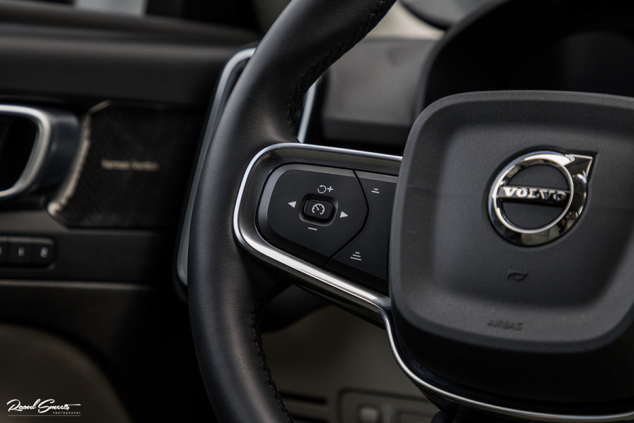 Volvo XC40 1.5 T5 Plug-in hybrid Plus Dark | Harman Kardon | Memory | Adaptieve cruise | Apple carplay |