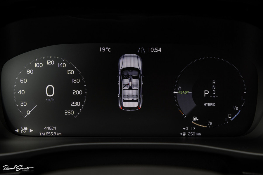 Volvo XC40 1.5 T5 Plug-in hybrid Plus Dark | Harman Kardon | Memory | Adaptieve cruise | Apple carplay |