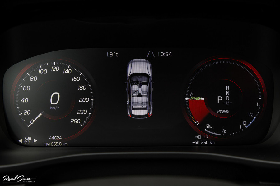 Volvo XC40 1.5 T5 Plug-in hybrid Plus Dark | Harman Kardon | Memory | Adaptieve cruise | Apple carplay |