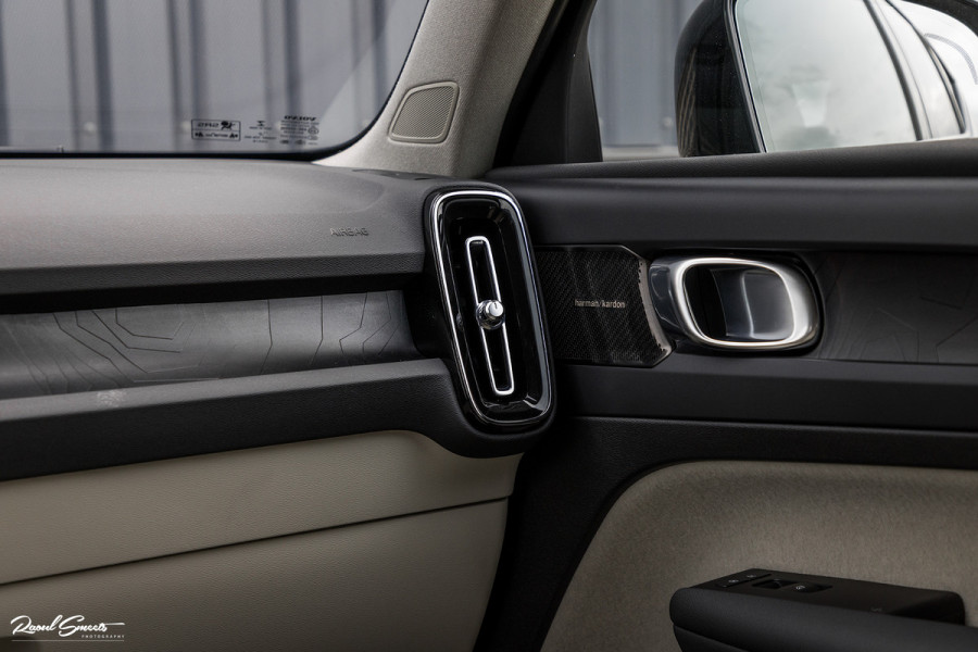 Volvo XC40 1.5 T5 Plug-in hybrid Plus Dark | Harman Kardon | Memory | Adaptieve cruise | Apple carplay |