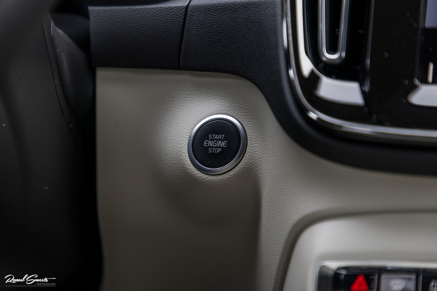Volvo XC40 1.5 T5 Plug-in hybrid Plus Dark | Harman Kardon | Memory | Adaptieve cruise | Apple carplay |