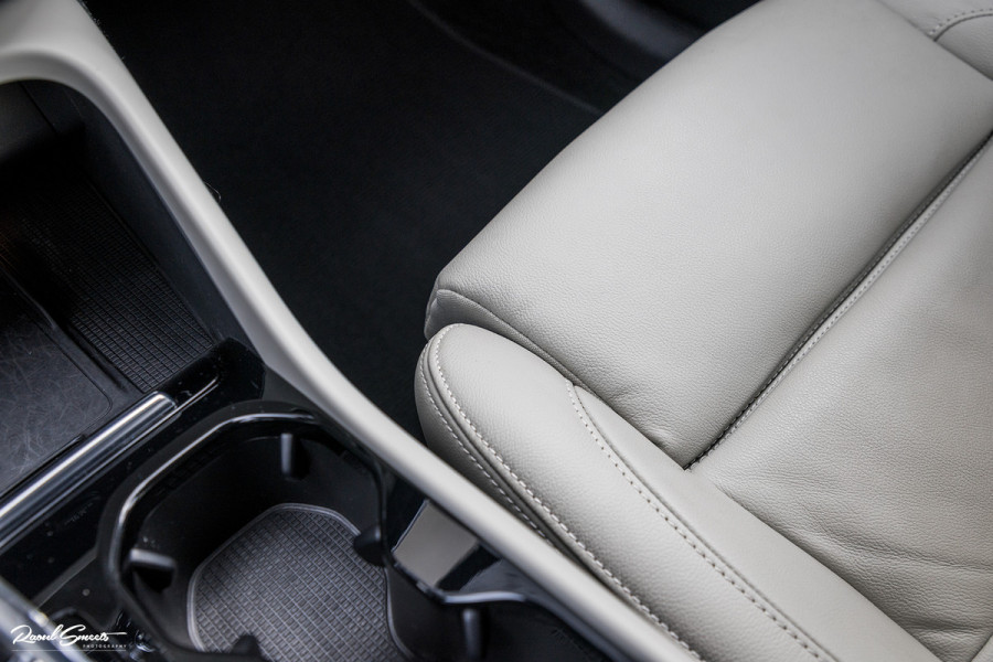 Volvo XC40 1.5 T5 Plug-in hybrid Plus Dark | Harman Kardon | Memory | Adaptieve cruise | Apple carplay |