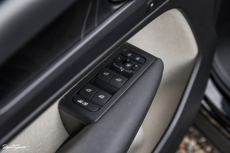 Volvo XC40 1.5 T5 Plug-in hybrid Plus Dark | Harman Kardon | Memory | Adaptieve cruise | Apple carplay |